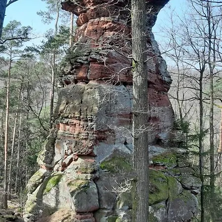 Wasgauer Felsen Und Seen *