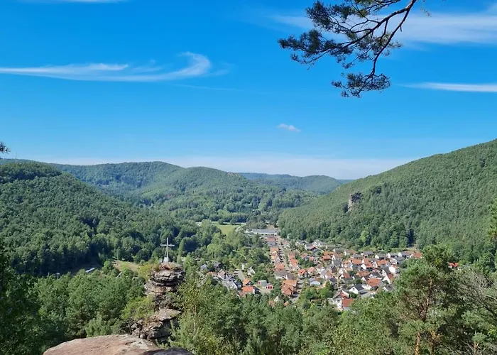 Wasgauer Felsen Und Seen * Ludwigswinkel